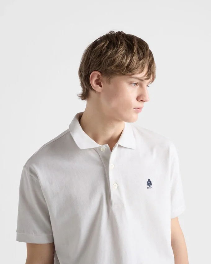 Polo de algodón teñido en la prenda Polo de algodón teñido en la prenda