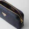 Prada Re-Edition 1978: estuche de Re-Nylon y piel Saffiano Prada Re-Edition 1978: estuche de Re-Nylon y piel Saffiano