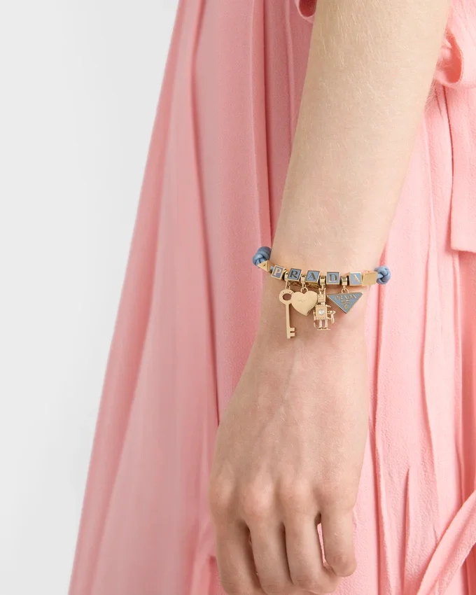 Pulsera de piel napa y metal Pulsera de piel napa y metal