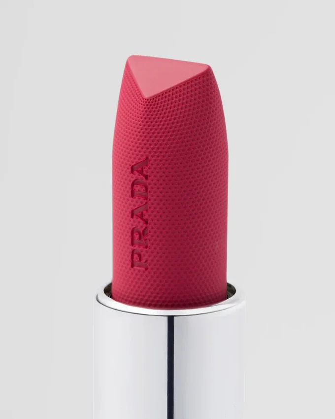 Recambio de barra de labios mate suave Prada Monochrome – P157 – Pourpre Recambio de barra de labios mate suave Prada Monochrome – P157 – Pourpre