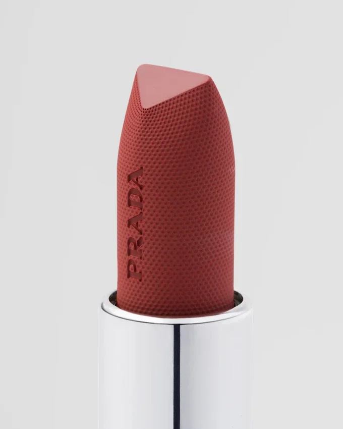 Recambio de barra de labios Soft Matte Lipstick de Prada – B103 – Castaño rojizo Recambio de barra de labios Soft Matte Lipstick de Prada – B103 – Castaño rojizo
