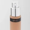 Recambio de base de maquillaje Prada Reveal Skin Optimizing Foundation – Mn40 – Neutro medio Recambio de base de maquillaje Prada Reveal Skin Optimizing Foundation – Mn40 – Neutro medio