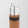 Recambio de la base de maquillaje optimizadora de la piel Prada Reveal – Dn75 – Neutro oscuro Recambio de la base de maquillaje optimizadora de la piel Prada Reveal – Dn75 – Neutro oscuro