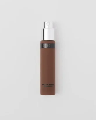 Recambio de la base de maquillaje Prada Reveal Skin Optimizing Foundation – Dc80 – Dark Cool