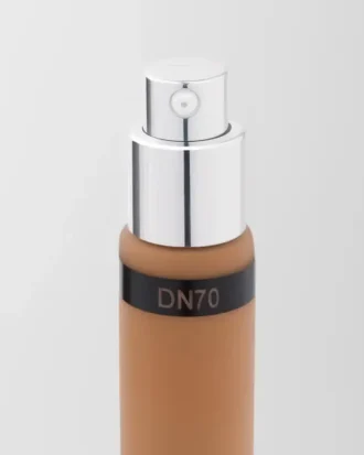 Recambio de la base de maquillaje Prada Reveal Skin Optimizing Foundation – Dn70 – Neutro oscuro