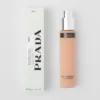 Recambio de la base de maquillaje Prada Reveal Skin Optimizing Foundation – Mn55 – Neutro medio Recambio de la base de maquillaje Prada Reveal Skin Optimizing Foundation – Mn55 – Neutro medio