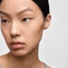 Recambio de la base de maquillaje Prada Reveal Skin Optimizing Foundation – Mw45 – Tono medio cálido