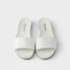 Sandalias de charol Sandalias de charol