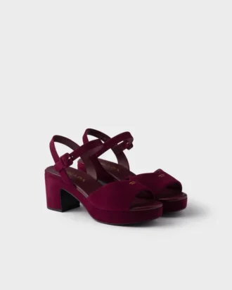 Sandalias de gamuza acolchadas