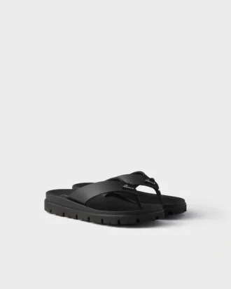 Sandalias de goma con tiras
