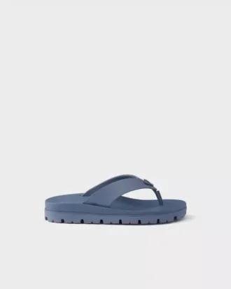 Sandalias de goma con tiras Sandalias de goma con tiras