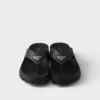 Sandalias de goma con tiras Sandalias de goma con tiras
