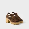 Sandalias de plataforma de gamuza con tacón alto Sandalias de plataforma de gamuza con tacón alto