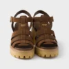 Sandalias de plataforma de gamuza con tacón alto Sandalias de plataforma de gamuza con tacón alto