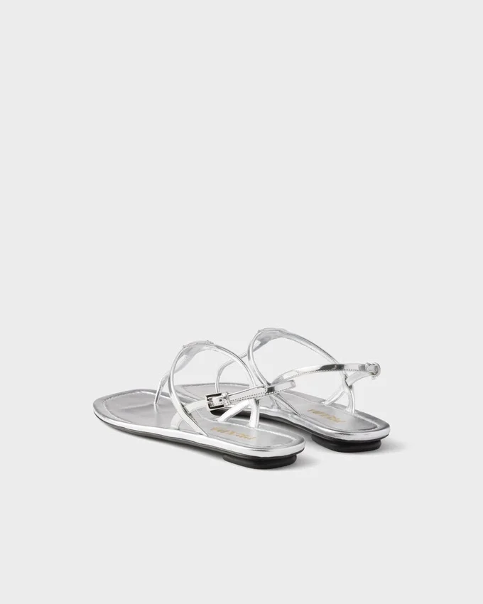 Sandalias de tiras de cuero metalizado Sandalias de tiras de cuero metalizado