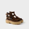 Sandalias gladiadoras de gamuza Sandalias gladiadoras de gamuza