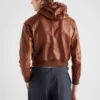 Sudadera con capucha de cuero Sudadera con capucha de cuero