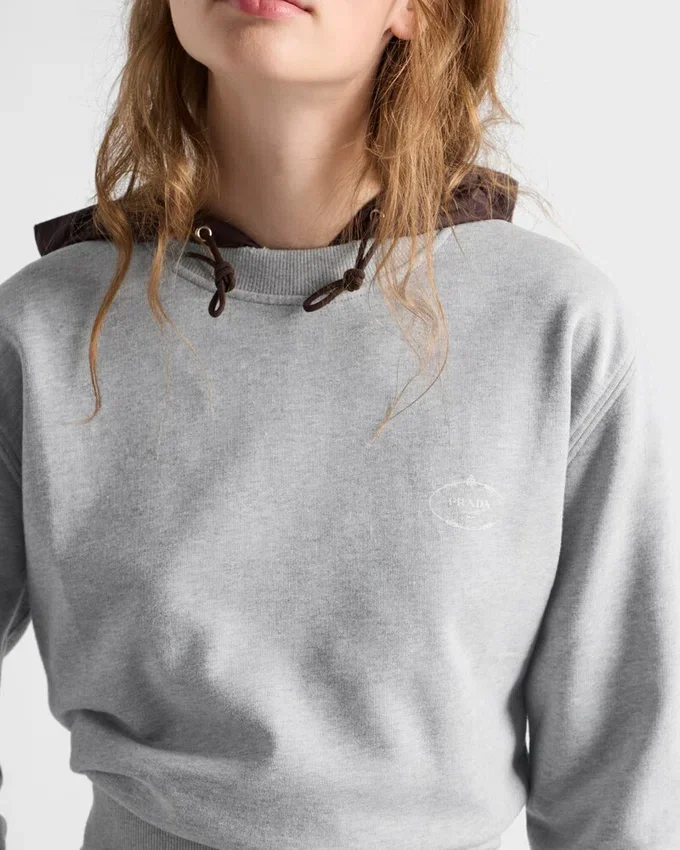 Sudadera de algodón con cuello redondo Sudadera de algodón con cuello redondo
