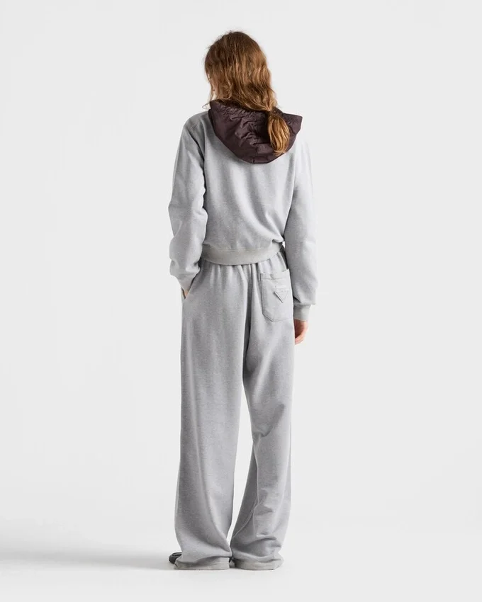 Sudadera de algodón con cuello redondo Sudadera de algodón con cuello redondo