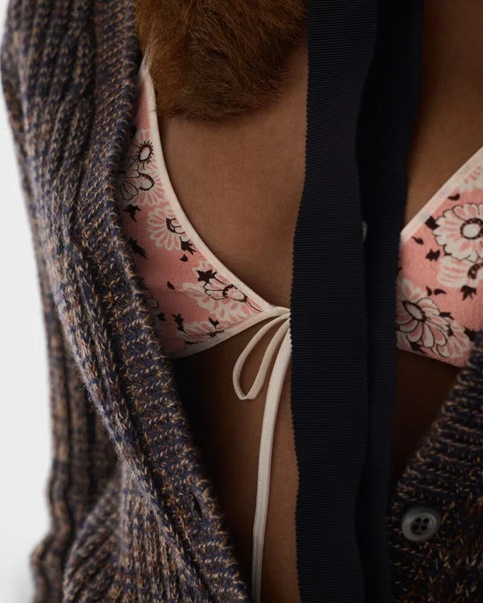Sujetador de georgette con estampado floral Sujetador de georgette con estampado floral