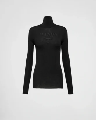 Suéter de cuello alto de lana superfina