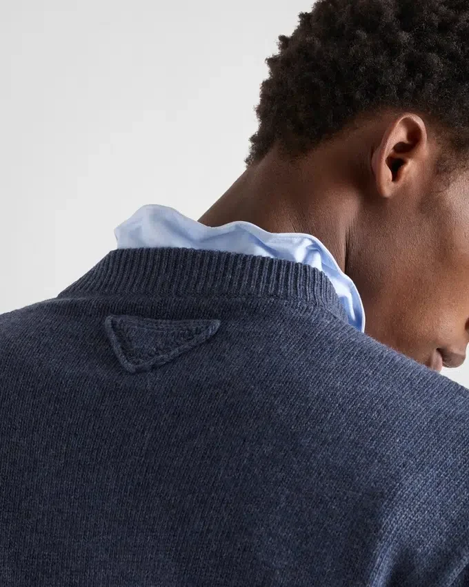 Suéter de cuello redondo de Re-Cashmere Suéter de cuello redondo de Re-Cashmere