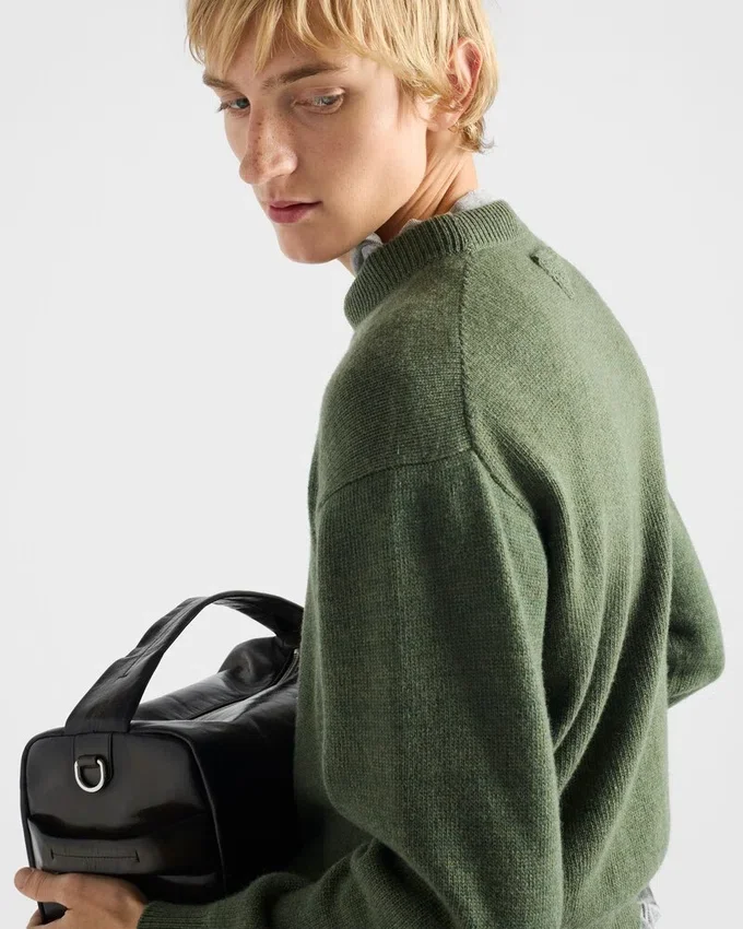 Suéter de cuello redondo de Re-Cashmere Suéter de cuello redondo de Re-Cashmere