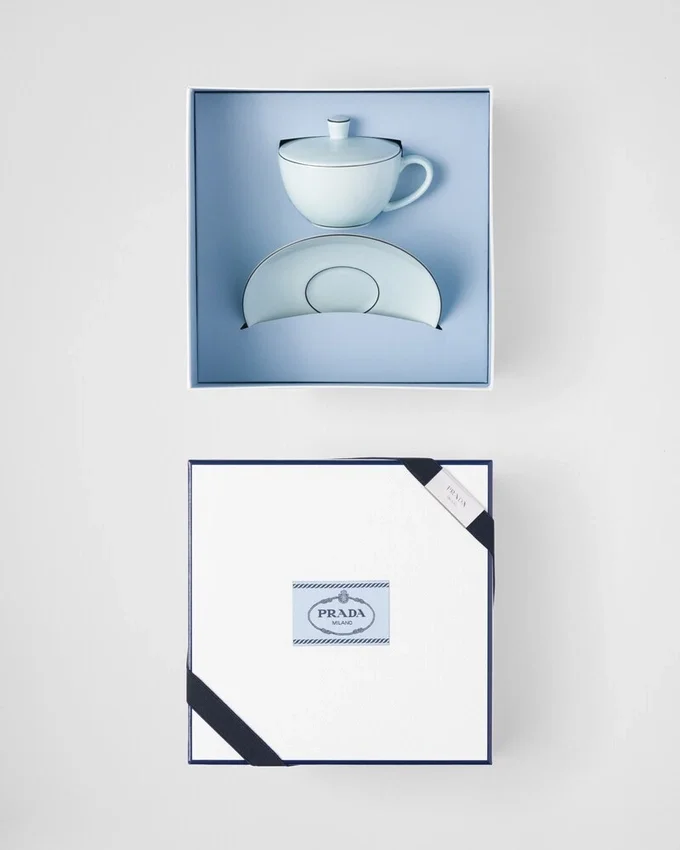 Taza de té de porcelana – Celadón Taza de té de porcelana – Celadón