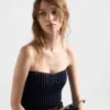 Top bandeau de lana y cachemira con colgante