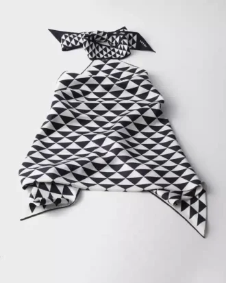 Top halter de sarga de seda estampado Top halter de sarga de seda estampado