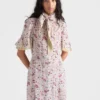 Vestido de georgette con estampado floral Vestido de georgette con estampado floral