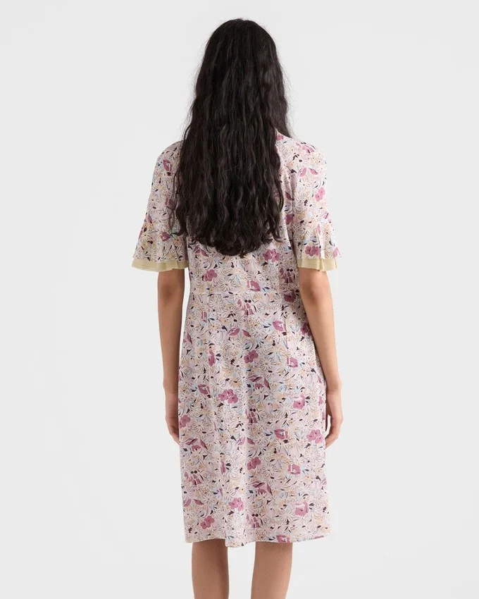Vestido de georgette con estampado floral Vestido de georgette con estampado floral