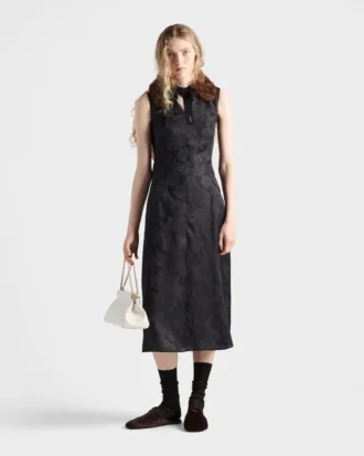 Vestido de jacquard floral