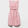 Vestido de punto de lana con lazo Vestido de punto de lana con lazo