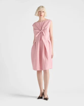Vestido de punto de lana con lazo