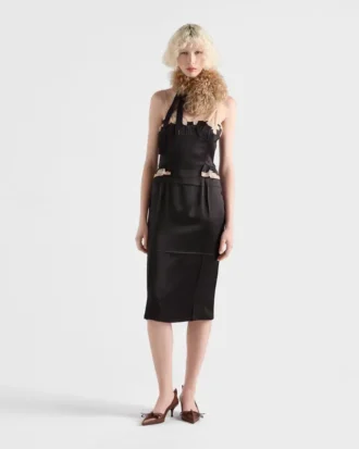 Vestido de seda y encaje