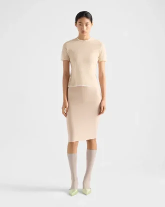 Vestido lencero de tejido elástico Vestido lencero de tejido elástico