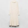 Vestido midi de tela de seda Vestido midi de tela de seda