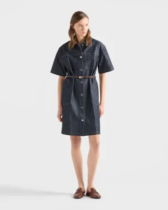 Vestido vaquero con cinturón