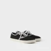 Zapatillas con cordones de tela perforada Zapatillas con cordones de tela perforada
