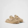Zapatillas de gamuza y piel de oveja Zapatillas de gamuza y piel de oveja