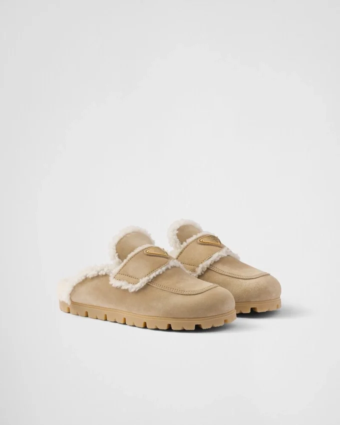 Zapatillas de gamuza y piel de oveja Zapatillas de gamuza y piel de oveja