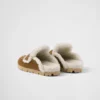 Zapatillas de gamuza y piel de oveja Zapatillas de gamuza y piel de oveja
