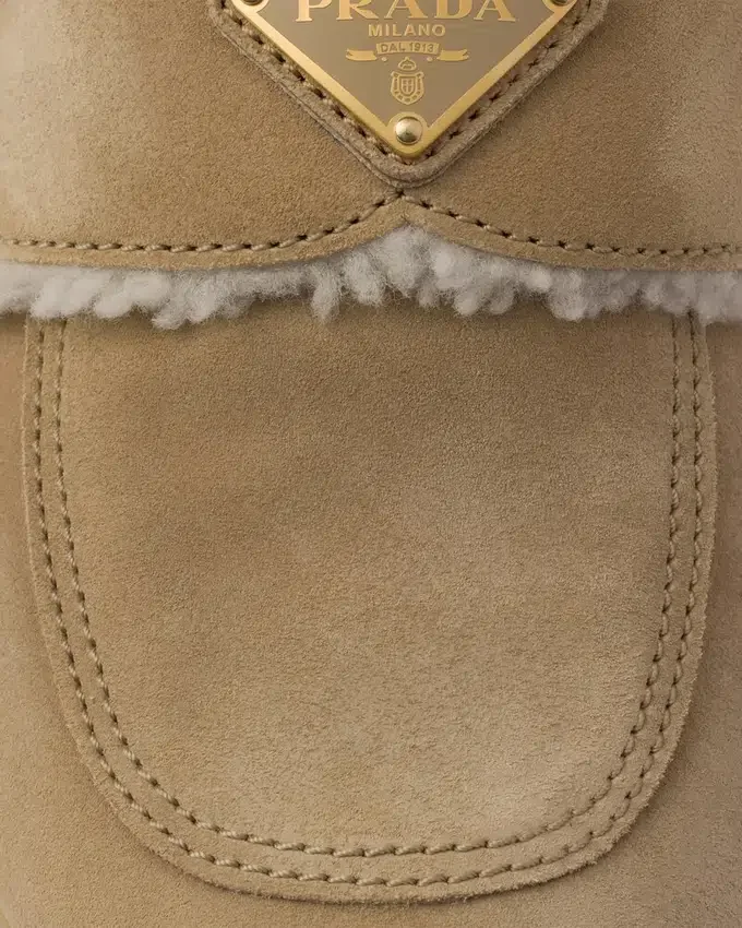 Zapatillas de gamuza y piel de oveja Zapatillas de gamuza y piel de oveja