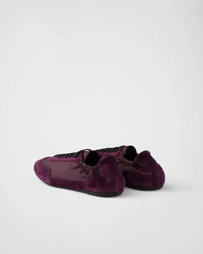 Zapatillas elásticas de Re-Nylon y gamuza Zapatillas elásticas de Re-Nylon y gamuza