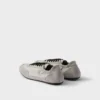 Zapatillas elásticas de Re-Nylon y gamuza Zapatillas elásticas de Re-Nylon y gamuza