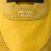 Zapatillas elásticas de Re-Nylon y gamuza Zapatillas elásticas de Re-Nylon y gamuza