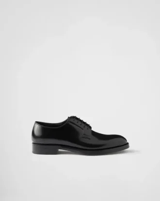 Zapatos con cordones de cuero cepillado
