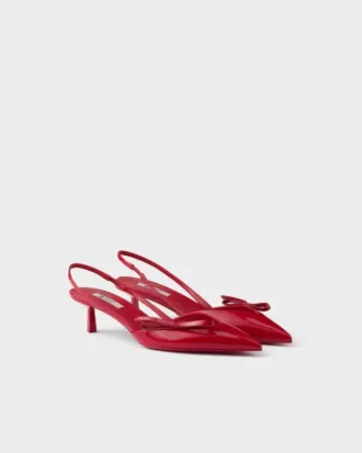 Zapatos de tacón con talón abierto de charol