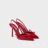 Zapatos de tacón con talón abierto de charol Zapatos de tacón con talón abierto de charol